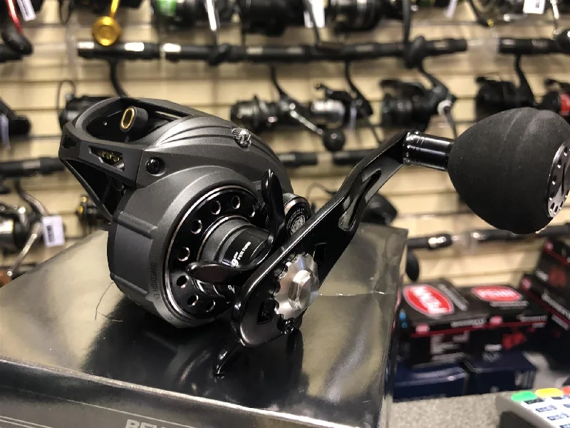 Fishing Reels for Jigging-Abu Garcia Revo Toro 3 Beast 61 Left