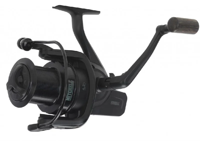 Tournament-grade Fishing Reels-Mitchell Avocast 8000 Black Edition